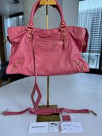 Balenciaga — Classic City Bag Rose / Pleine Fleur Aniline · Gold-Tone Hardware · with Mirror & Strap