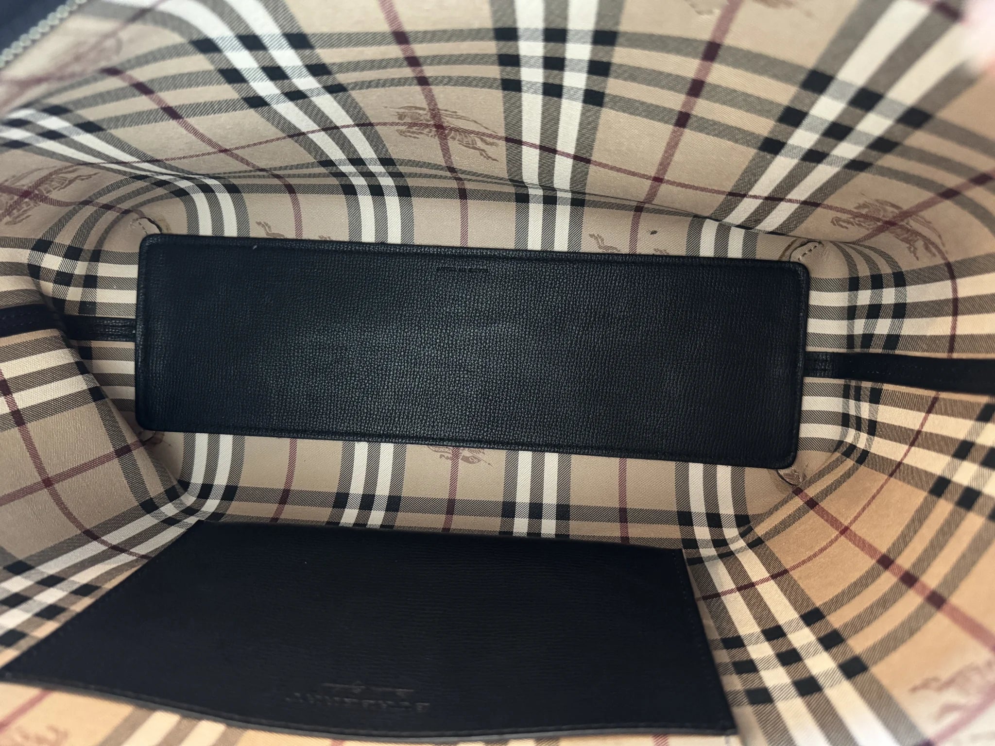 Burberry — Large Shopper Tote Black · Calf Split Leather · Nova Check Lining · Made in Italy