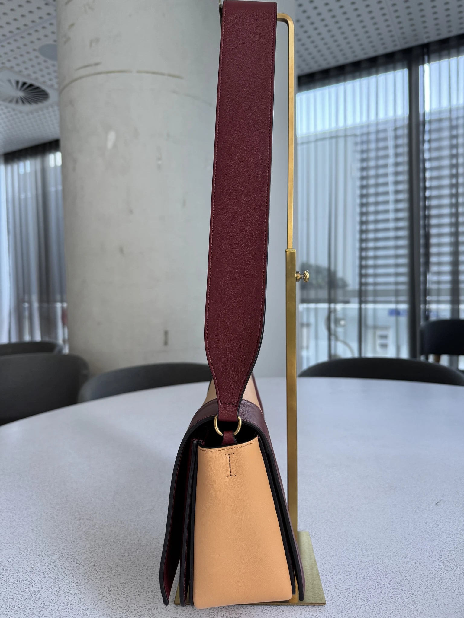 Céline — Classic Box Bag Bicolor Bordeaux & Nude · Gold-Tone Push-Lock Clasp · Phoebe Philo Era · Made in Italy