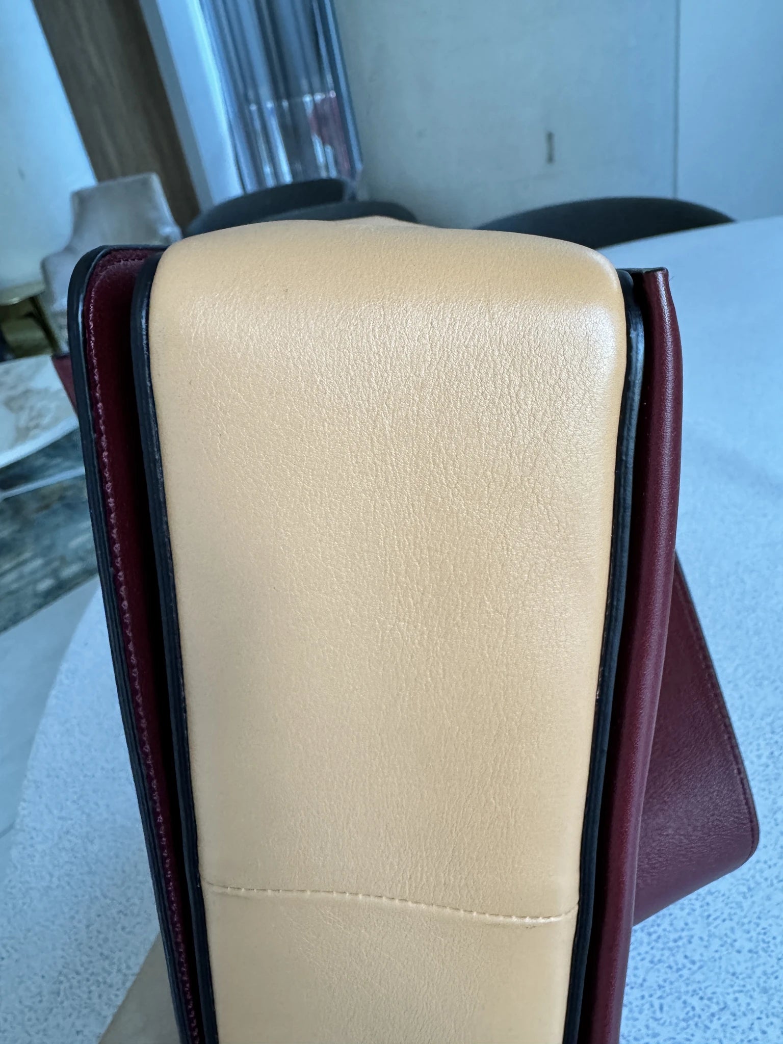 Céline — Classic Box Bag Bicolor Bordeaux & Nude · Gold-Tone Push-Lock Clasp · Phoebe Philo Era · Made in Italy