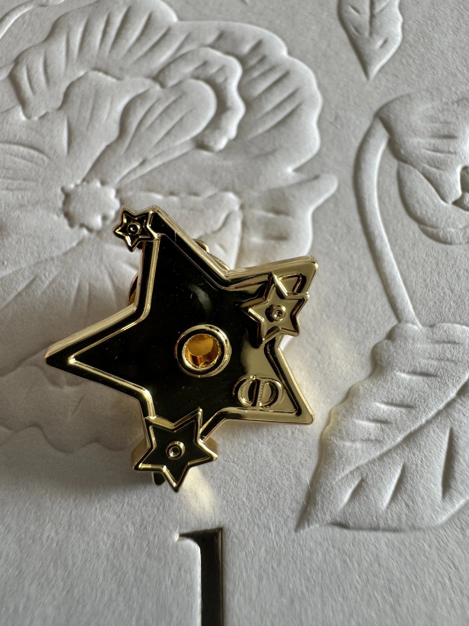Christian Dior Holiday 2025 Gold Pin Collection (GWP)