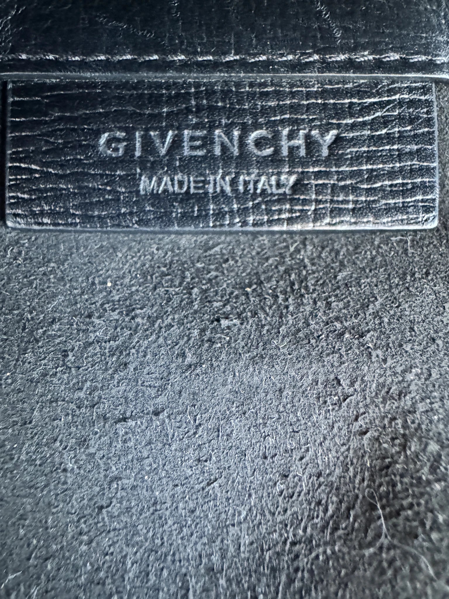 Givenchy — Pandora Medium Bag Black · Cross-Grain Calfskin · Silver-Tone Hardware · Made in Italy